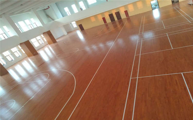 五角楓運動體育地板哪個品牌好？